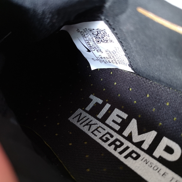 Nike Tiempo legend 9 Elite Soccer Cleats - Picture 5 of 7